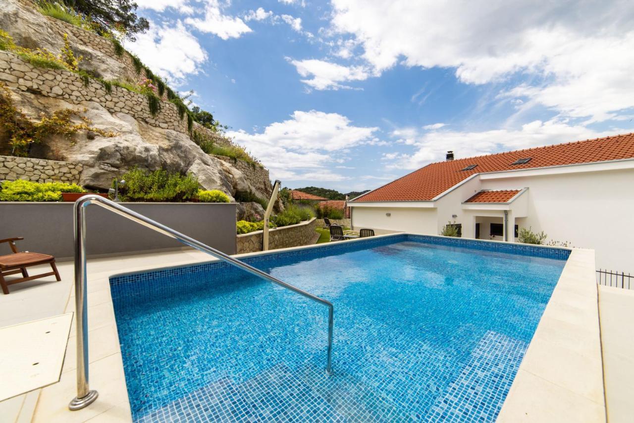 Holiday Home Lago Verde Peracko Blato Luaran gambar