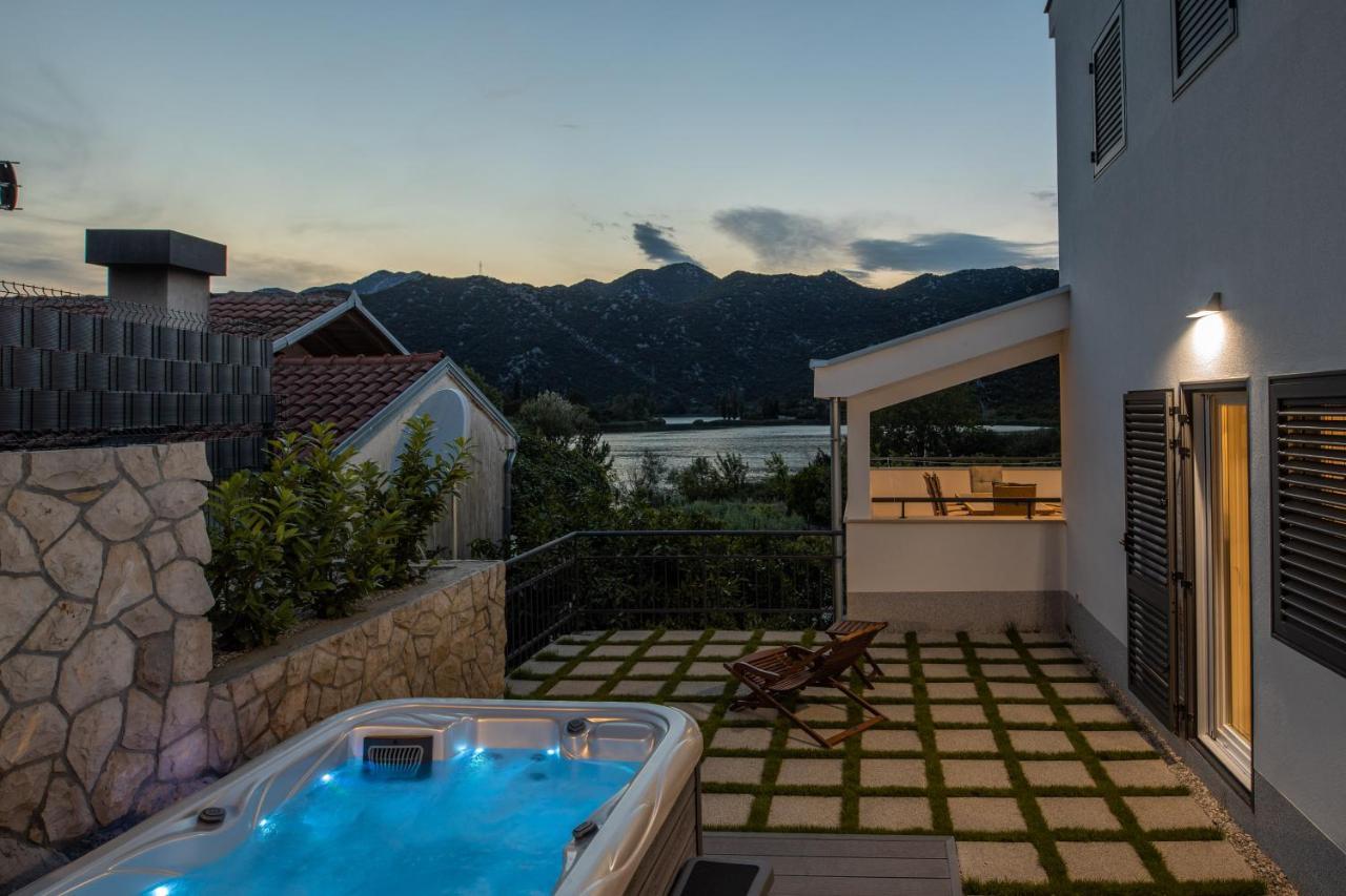 Holiday Home Lago Verde Peracko Blato Luaran gambar
