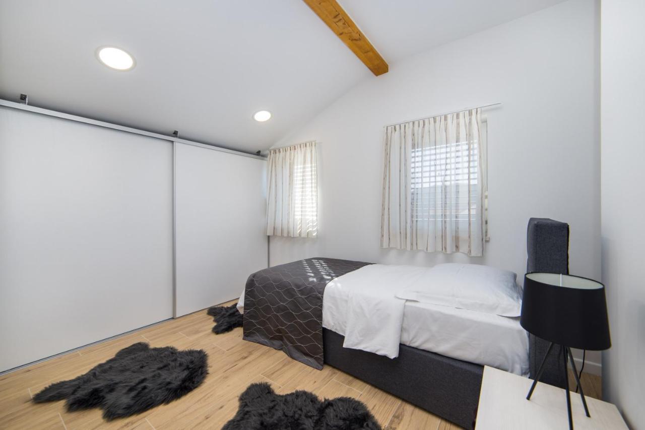 Holiday Home Lago Verde Peracko Blato Luaran gambar